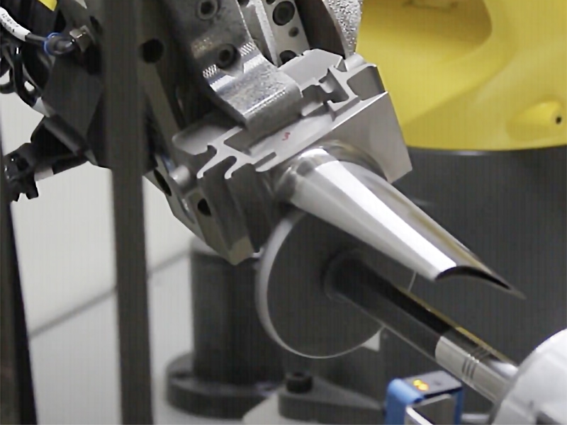 engine blades deburring and polishing