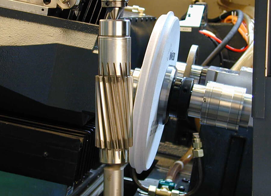 1. Drive Axle Grinding and Deburring Automation